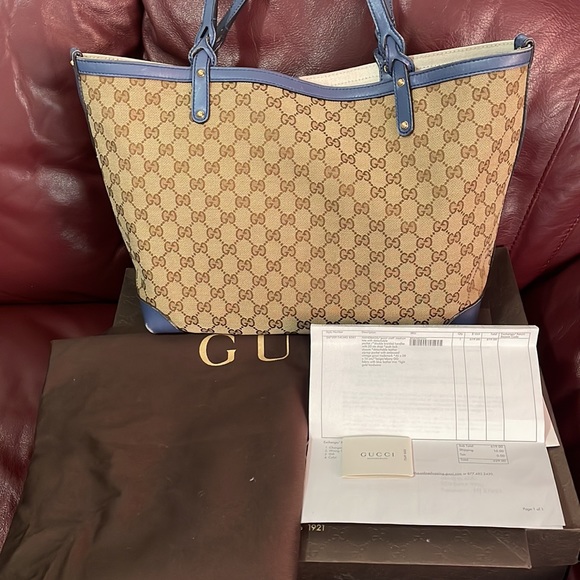 COPY - Gucci Tote Handbag “Gucci craft” medium tote with detachable pocket - Picture 11 of 16